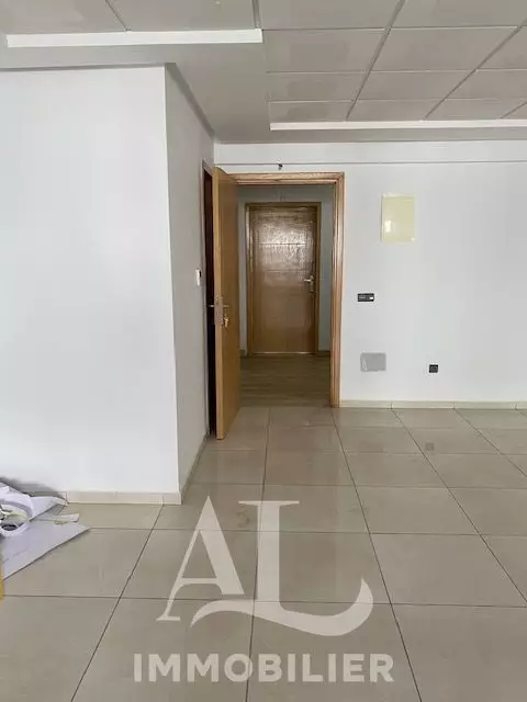 bureau a louer 99m²