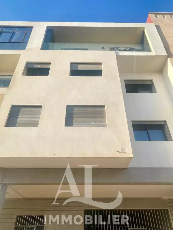 Superbe appartement hay mohammedi 102m²