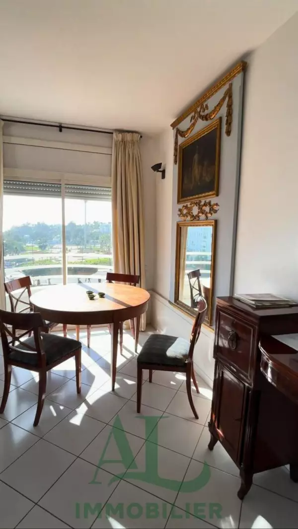 APPARTEMENT AVENUE DES FARS